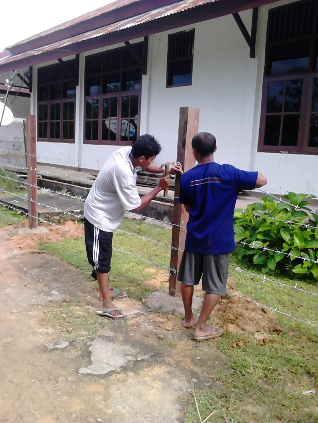 M.Sugiono SM3T Raja Ampat (9) (FILEminimizer)