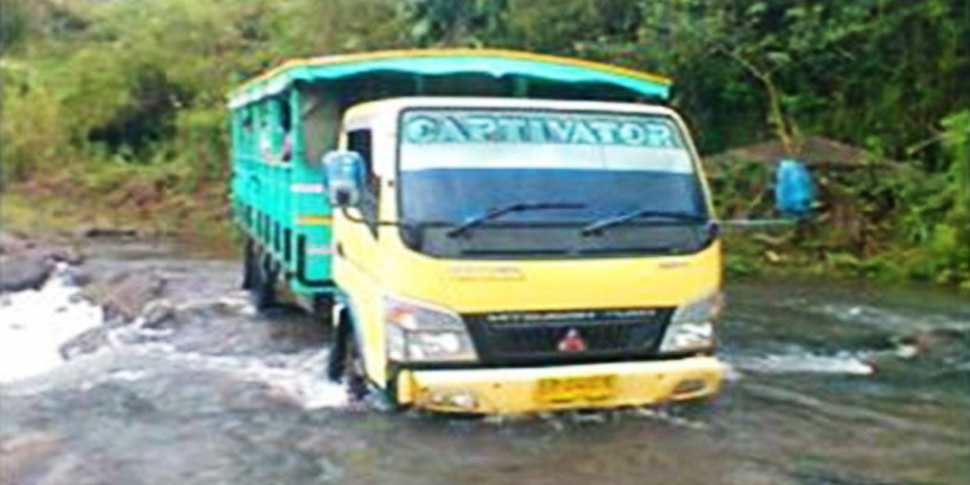 oto-diatas-awan